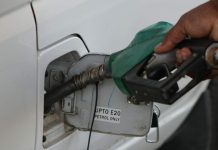 Petrol Akıyor, Vergi İndirimi Bitmeden Zam Geliyor: Vatandaş Ne Düşünsün?