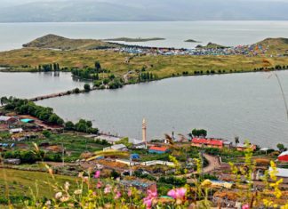 Akçakale Adası 10 bin yıllık tarihin izlerini taşıyor