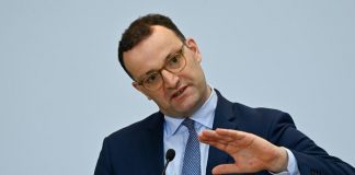 Sağlık Bakanı Spahn: Kısıtlamaları gelecek ay da kaldıramayacağız!