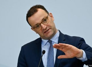 Sağlık Bakanı Spahn: Kısıtlamaları gelecek ay da kaldıramayacağız!