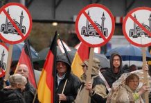 Berlin’de Başörtülü Kadına Irkçı Saldırı