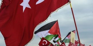 Filistin’i Türkiye ve İran desteklediğini açıkladı.