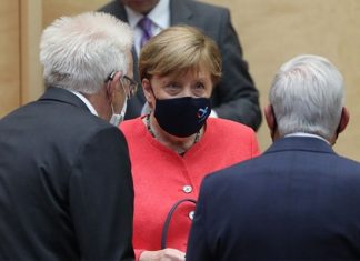 Merkel Yoğun bakımların dolmasını beklersek geç kalırız dedi ve ekledi!