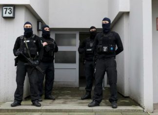 Berlin’de terörizme destek şüphesiyle ev işyeri ve camilere baskın düzenlendi!