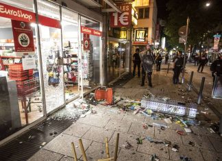 Stuttgart polisi zanlıların soyunu araştırmış!