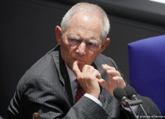 Meclis Başkanı Schäuble, Devletin de kaynakları sınırlı mesajı verdi!