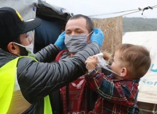 Sığınmacı çocuklara virüs engeli düşündürücü!